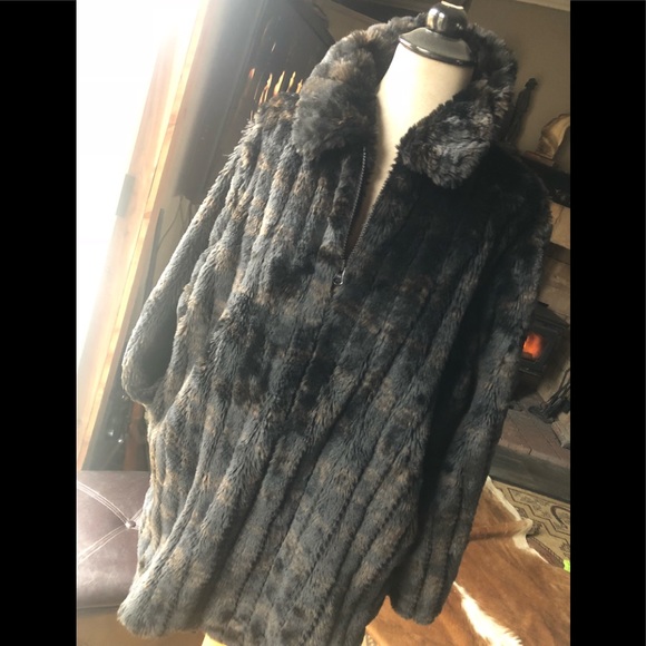 Faux Fur Coat - Picture 3 of 10